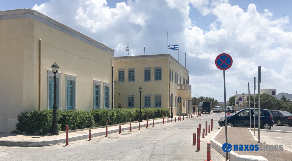 kiklades-Αntidrasis-ergazomenon-stous-dimous