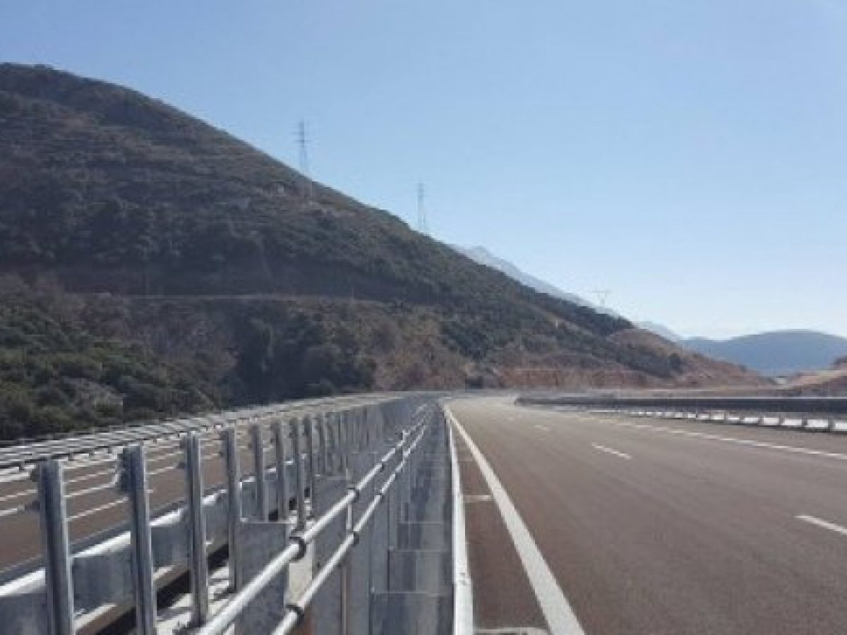 Κυκλοφοριακές ρυθμίσεις αύριο στην Ιόνια Οδό – Εκτροπή κυκλοφορίας λόγω εργασιών