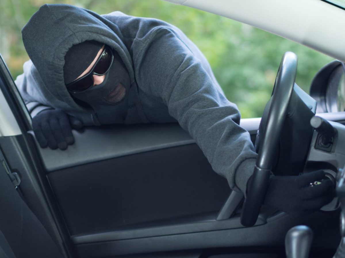 Κυκλοφορούσε ελεύθερος με καταδικαστικές αποφάσεις και ένταλμα σύλληψης για ληστεία