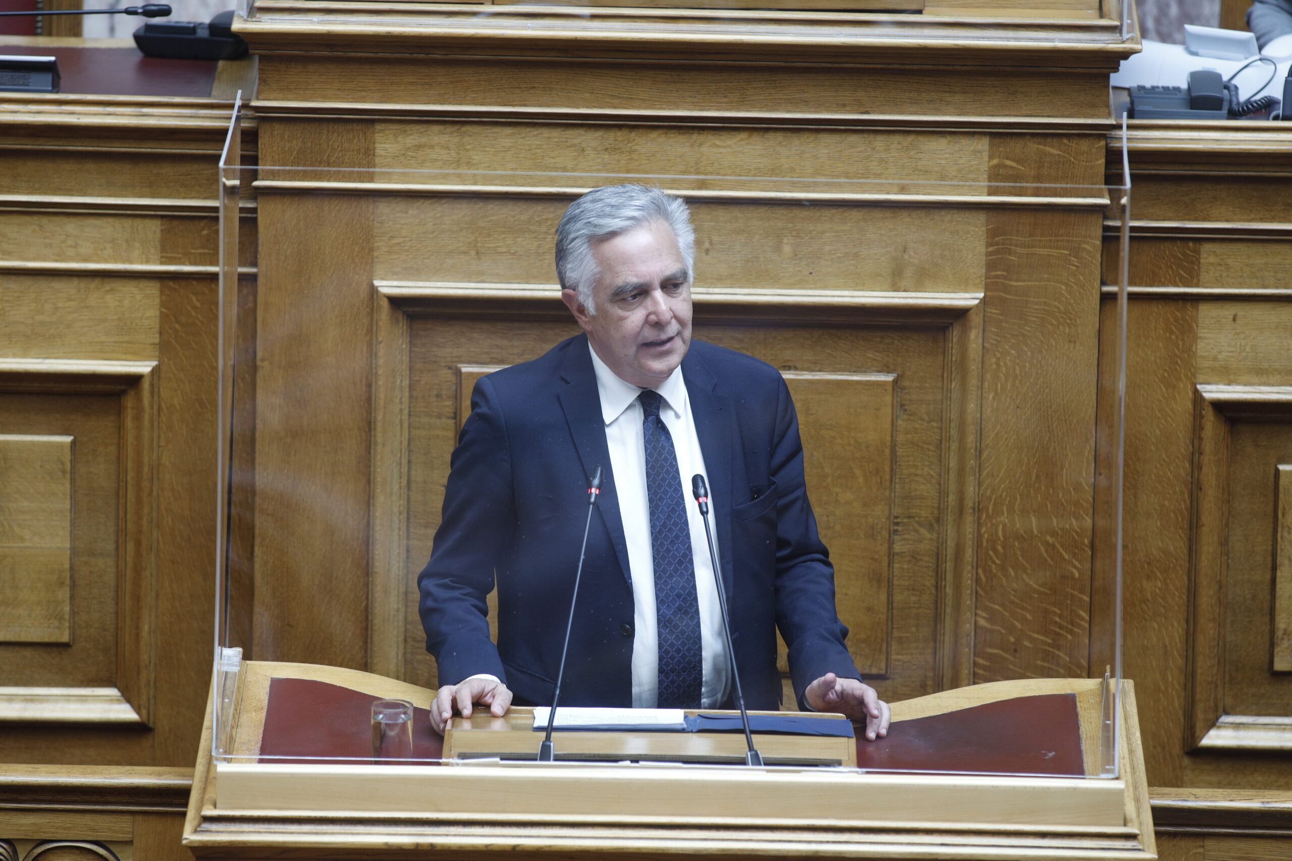 kinovouleftiki-erotisi-tou-v.-ipsilanti