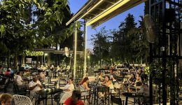 kipotheatro-&Alpha;lkazar-enarxi-litourgias-gia
