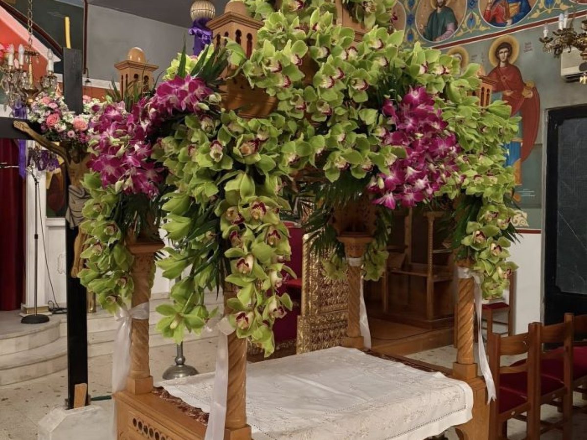 Κόκκινο Λιμανάκι: Ένας Επιτάφιος γεμάτος μωβ ορχιδέες! Πρόγραμμα ακολουθιών Μ.Παρασκευής και Μ.Σαββάτου