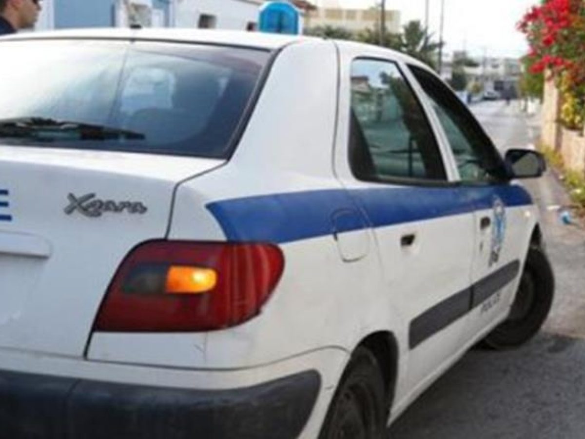 Κόρινθος: Χτύπησαν και λήστεψαν έναν ηλικιωμένο άντρα στο νεκροταφείο Εξαμιλίων  (video)