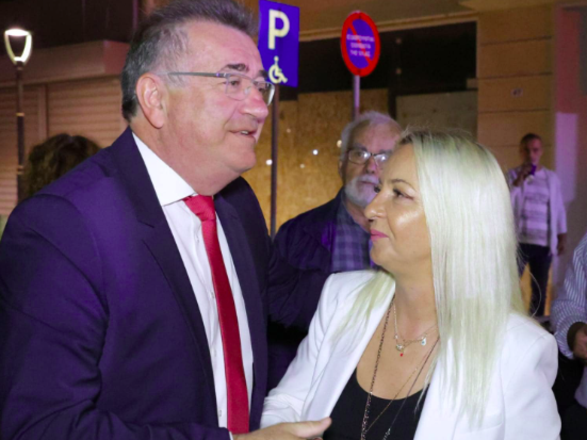 ΚΟΡΙΝΘΟΣ: Η αντιδήμαρχος Δ. Τσουλουχά …και η επιχείρηση που παίρνει ΜΕΓΑΛΑ έργα του δήμου δίνοντας ΕΛΑΧΙΣΤΗ έκπτωση!!!