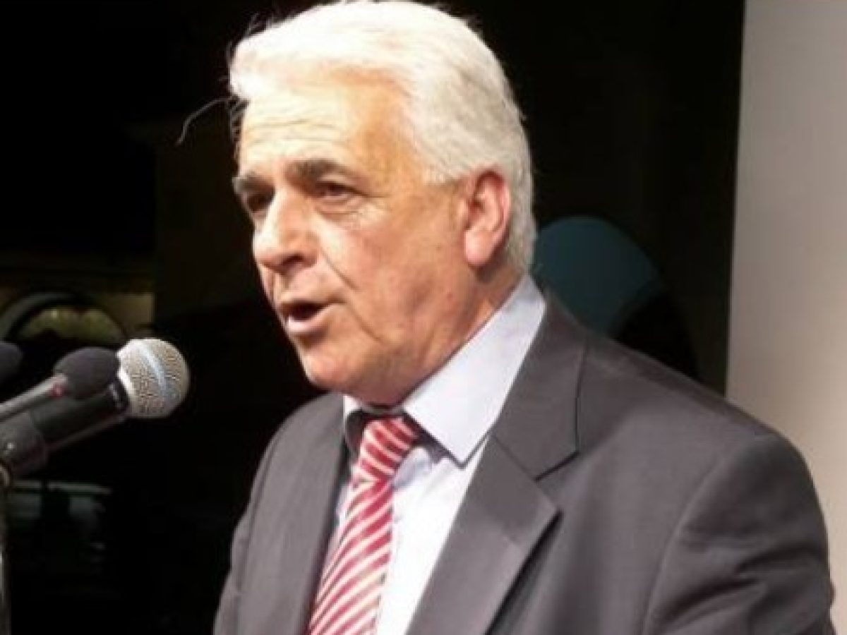 &Kappa;ώ&sigma;&tau;&alpha;&sigmaf; &Kappa;&alpha;ΐ&sigma;&epsilon;&rho;&lambda;&eta;&sigmaf;: &Alpha;&pi;&alpha;&xi;ί&omega;&sigma;&eta; &tau;&eta;&sigmaf; &pi;&omicron;&lambda;&iota;&tau;&iota;&kappa;ή&sigmaf; &ndash; Έ&nu;&alpha; &tau;&epsilon;&rho;ά&sigma;&tau;&iota;&omicron; &pi;&rho;ό&beta;&lambda;&eta;&mu;&alpha; &pi;&omicron;&upsilon; &kappa;&alpha;&lambda;&omicron;ύ&mu;&alpha;&sigma;&tau;&epsilon; &nu;&alpha; &lambda;ύ&sigma;&omicron;&upsilon;&mu;&epsilon;
