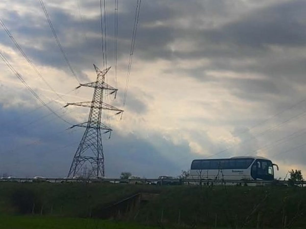 Κοζάνη: Σοβαρό κυκλοφοριακό πρόβλημα στην Εγνατία Οδό – Ουρά 10 χιλιομέτρων στα Διόδια Πολυμύλου