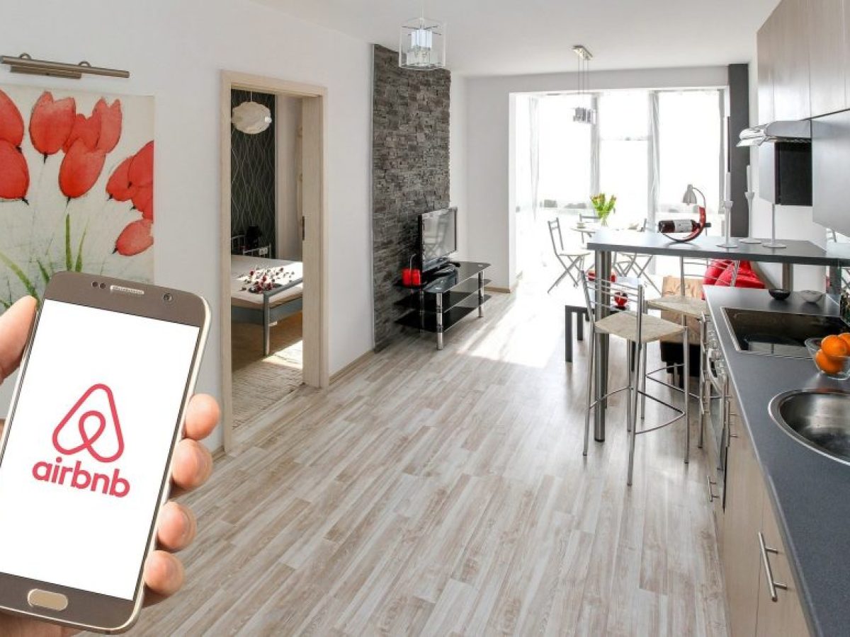 &Kappa;&rho;ή&tau;&eta;: &Alpha;&nu;&tau;&iota;&delta;&rho;ά&sigma;&epsilon;&iota;&sigmaf; &gamma;&iota;&alpha; &tau;&omicron; &ldquo;&phi;&rho;έ&nu;&omicron;&rdquo; &sigma;&epsilon; AirBnb &sigma;&epsilon; &Mu;ά&lambda;&iota;&alpha;, &Chi;&epsilon;&rho;&sigma;ό&nu;&eta;&sigma;&omicron; &kappa;&alpha;&iota; &Nu;έ&alpha; &Kappa;&upsilon;&delta;&omega;&nu;ί&alpha;