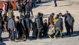 kriti-94-metanastes-entopistikan-se