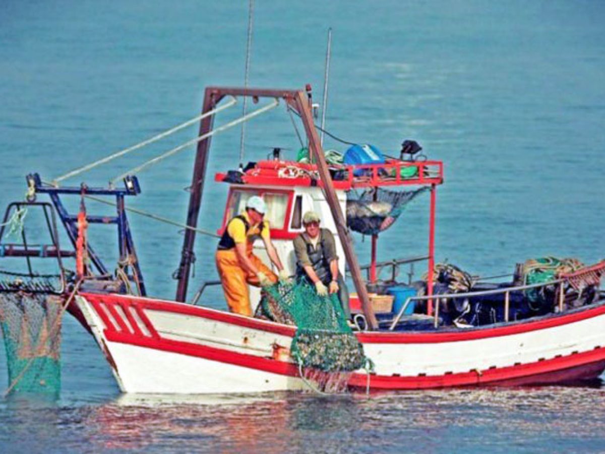 Κρήτη: “Σβήνει” η αλιεία – Τα έξοδα σπρώχνουν τους ψαράδες σε άλλα επαγγέλματα