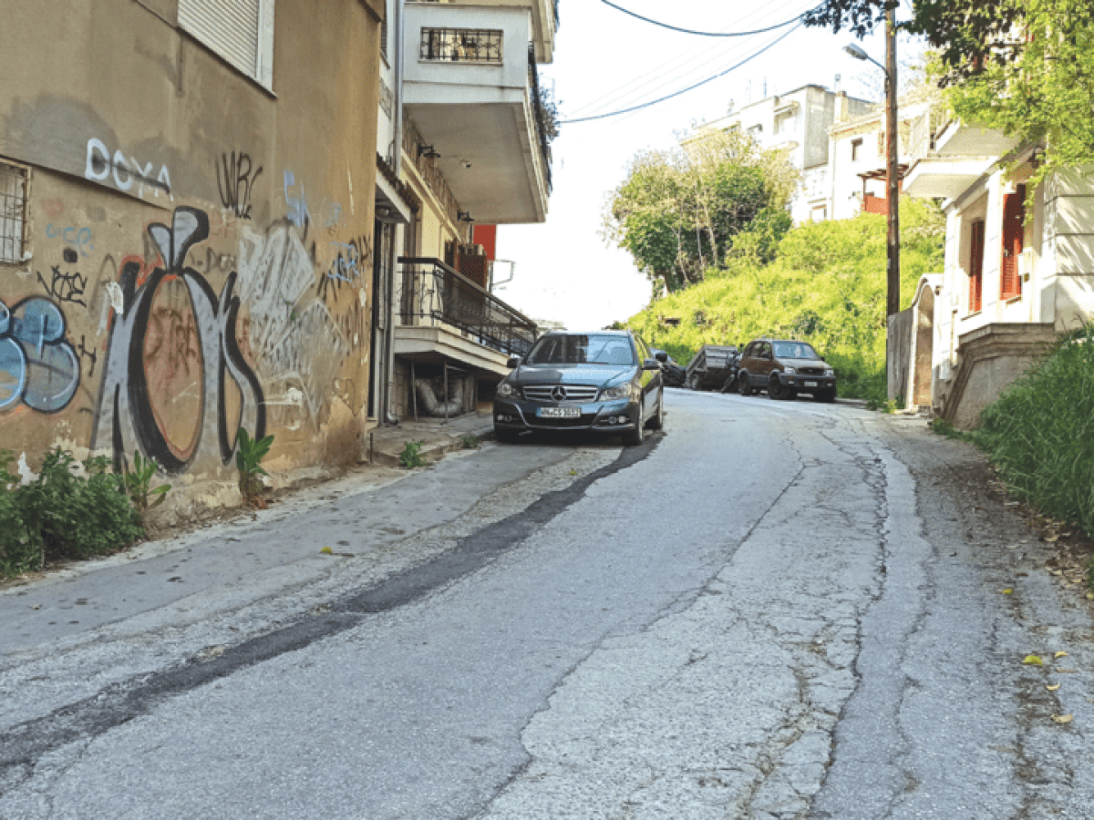 Κρύβει πολύ σοβαρούς κινδύνους για τους πεζούς