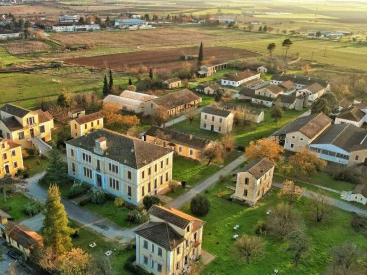 Λάρισα η Πόλη μου: Περίπατος στην Αβερώφειο Γεωργική σχολή