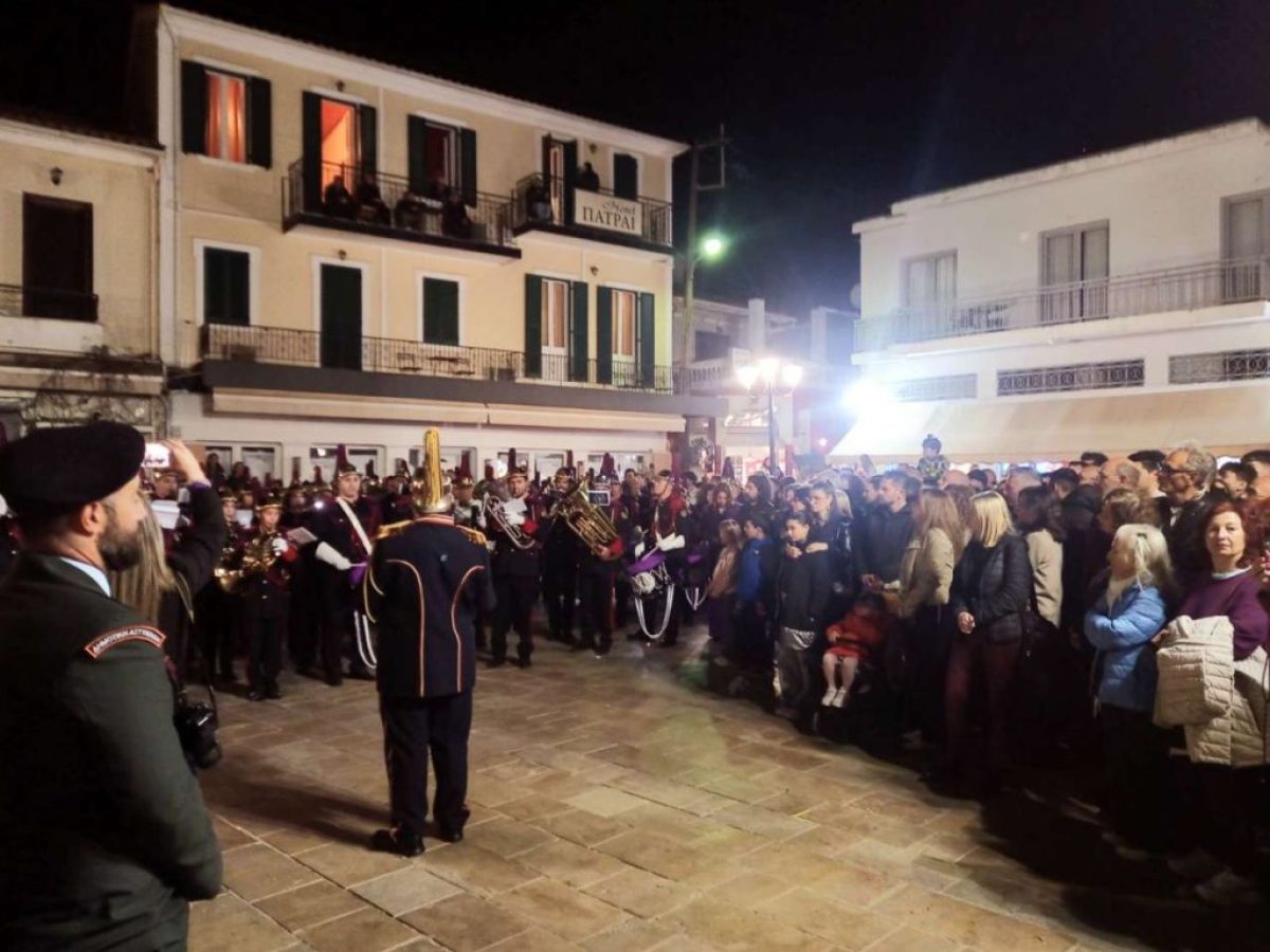 Λευκάδα: Μια νύχτα κατάνυξης και συγκίνησης στην περιφορά του Επιταφίου