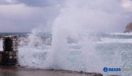 limenarchio-naxou-sinechizonte-ta-afximena