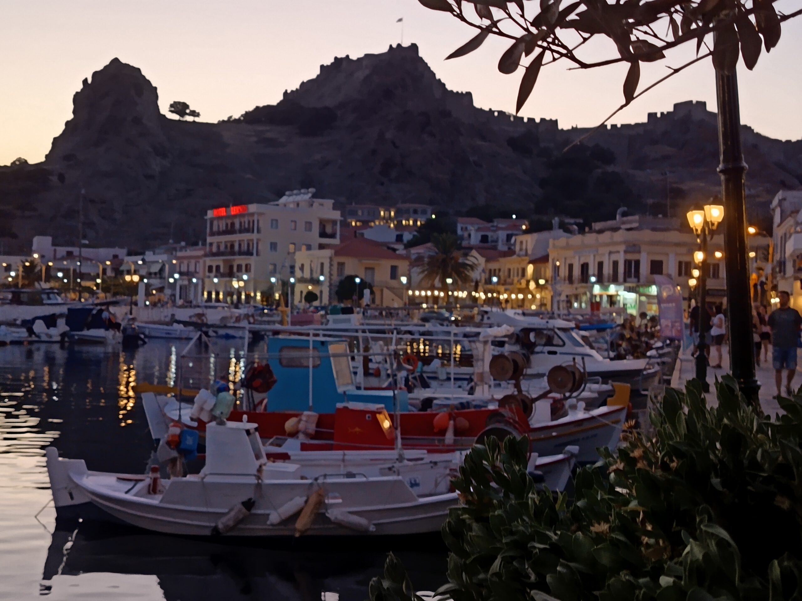 limnos-to-anerchomeno-asteri-tou