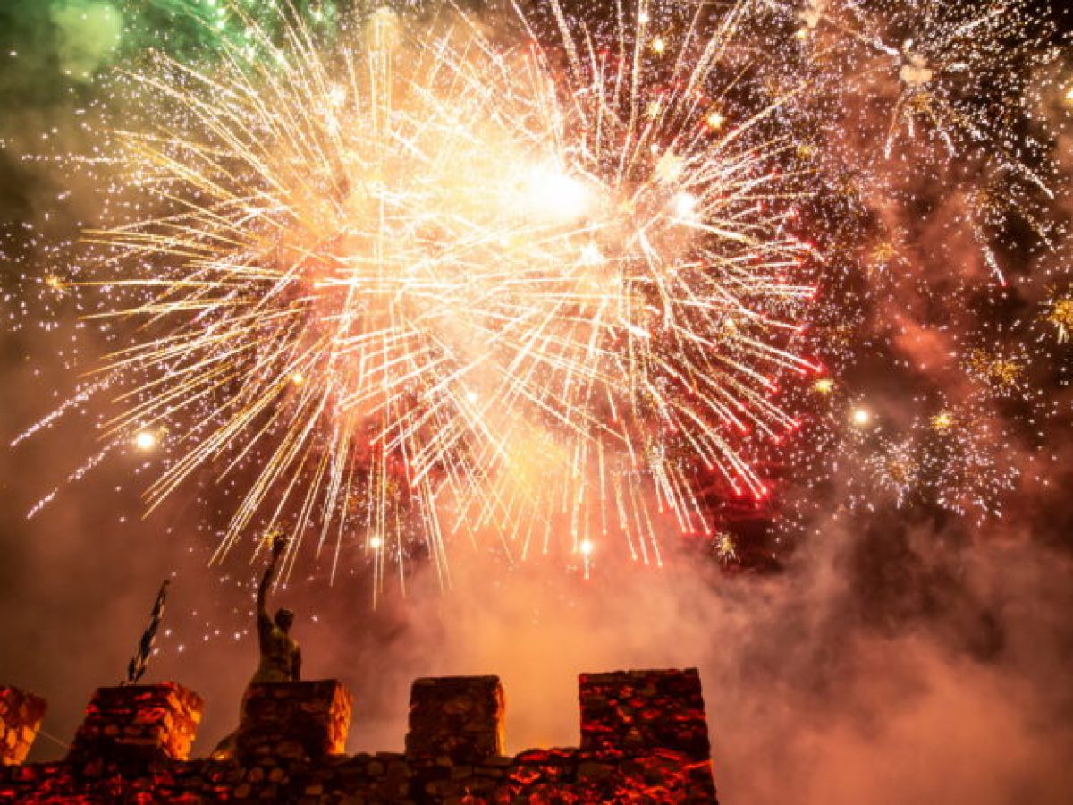 live | Ναύπακτος: Μεγάλη Παρασκευή – Περιφορά Των Επιταφίων 2026