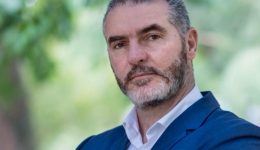 m.-chnaris-i-anegersi-neou