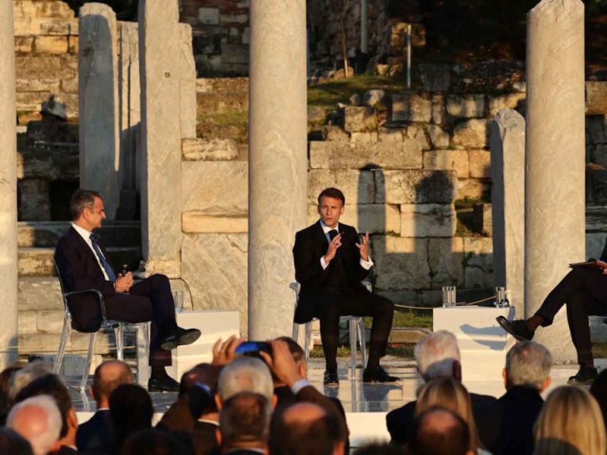 Μακρόν – Μητσοτάκης στη Ρωμαϊκή Αγορά: Η Ευρώπη ανάμεσα σε κρίσεις και στρατηγική αυτονομία