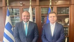 me-103-astinomikous-enischionte-i