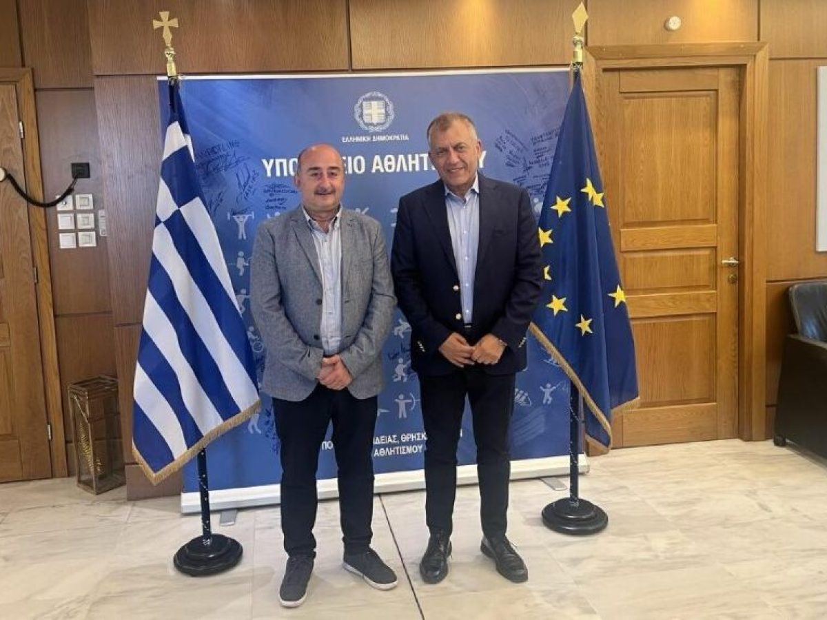 Με 361.000€ νέος χλοοτάπητας στο Δημοτικό Στάδιο Τρικάλων