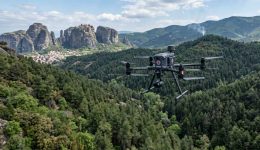 me-drones-allazi-o-dimos