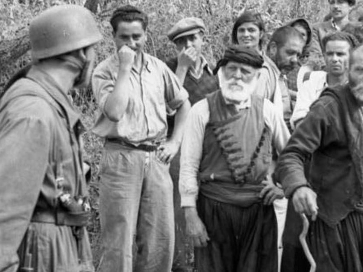 Με φωτογραφίες από τη Σφαγή στο Κοντομαρί η Μαρία Καρυστιανού θύμησε την εισβολή της Βέρμαχτ στην Ελλάδα