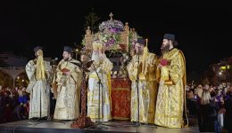 me-katanixi-ke-thriskeftiki-evlavia