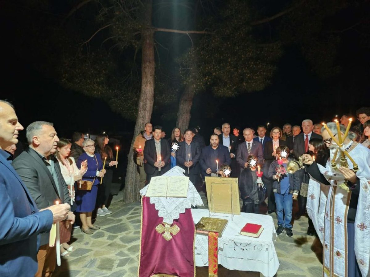 Με λαμπρότητα και μαζική συμμετοχή πιστών εορτάστηκε η Ανάσταση στον Δήμο Τεμπών