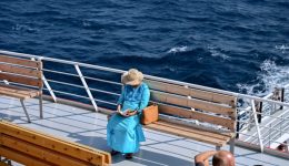 me-odigo-to-pascha-anigi-1