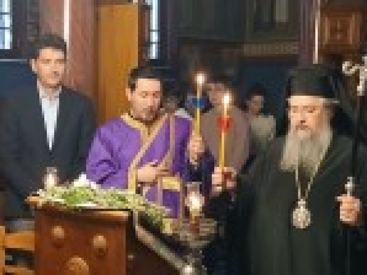 Με τη συμμετοχή του Μητροπολίτη η Ακολουθία του Νυμφίου στη Νικιάνα Λευκάδας