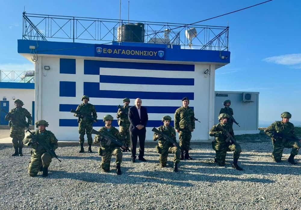 me-tous-akrites-tou-Αgathonisiou
