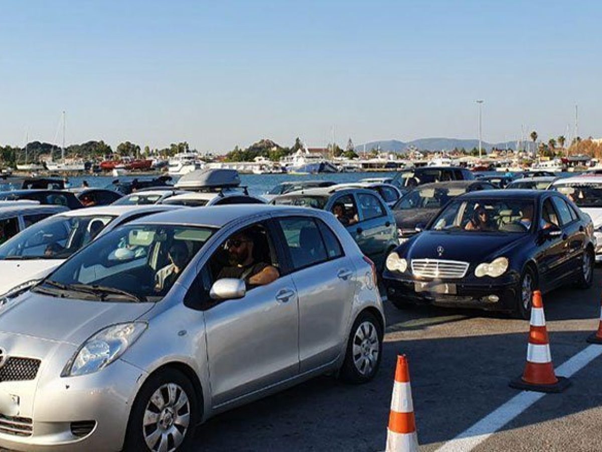 Μέχρι και κουβέρτα διάσωσης στο φαρμακείο του ΙΧ – Νέα απόφαση, τι πρέπει να έχετε μέσα