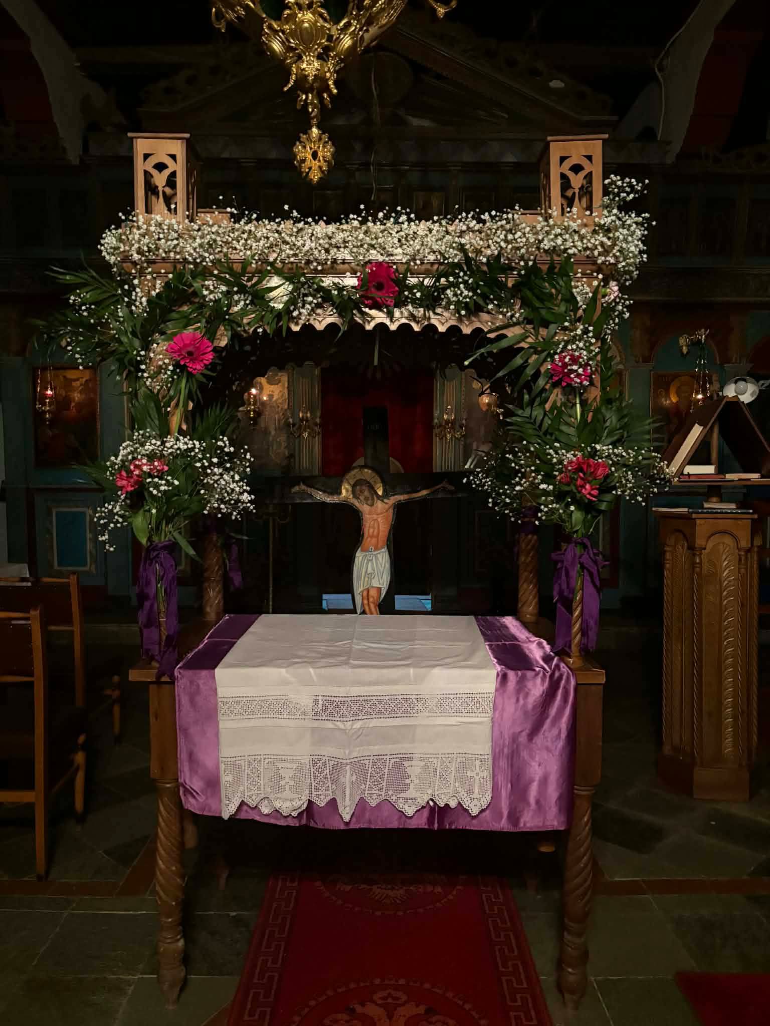 megali-paraskevi-i-epitafii-ton