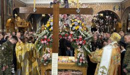 megali-paraskevi-proskinima-tou-epitafiou
