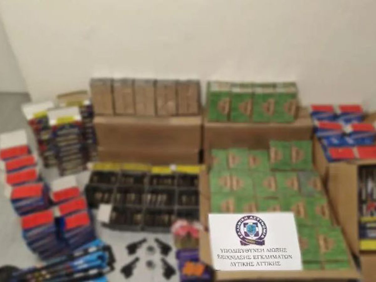 Μενίδι: 54χρονος έκρυβε στο κατάστημά του πάνω από 22.000 κροτίδες και συνελήφθη