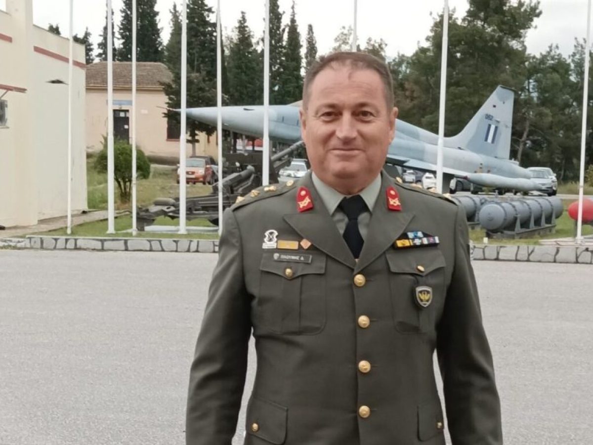 Μεσολόγγι: Αναλαμβάνει ο Δημήτρης Πλούμης τη διοίκηση στο 2/39 Σύνταγμα Ευζώνων