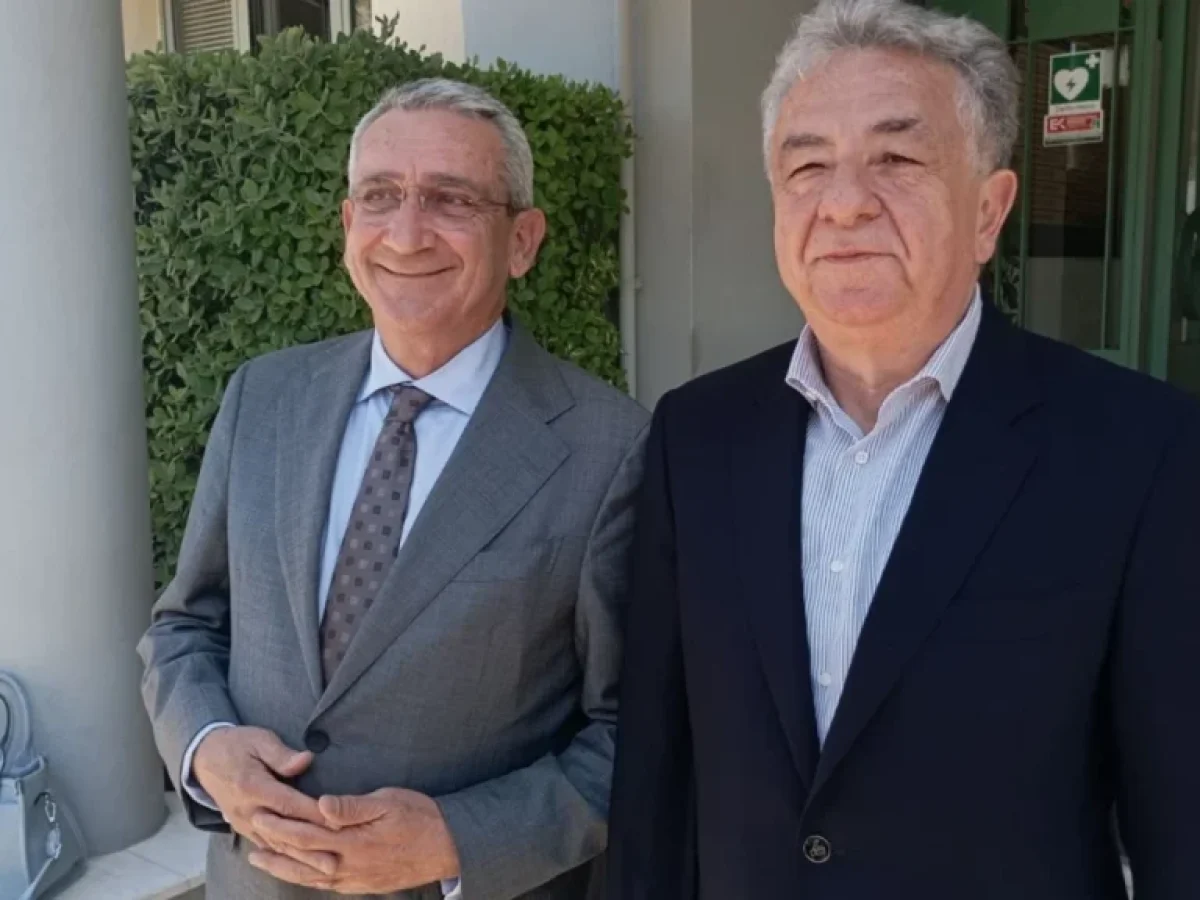 Μεταναστευτικό στην Κρήτη: Κοινό μέτωπο Περιφερειών και έμφαση στη συνεργασία από Γιώργο Χατζημάρκο και Σταύρο Αρναουτάκη