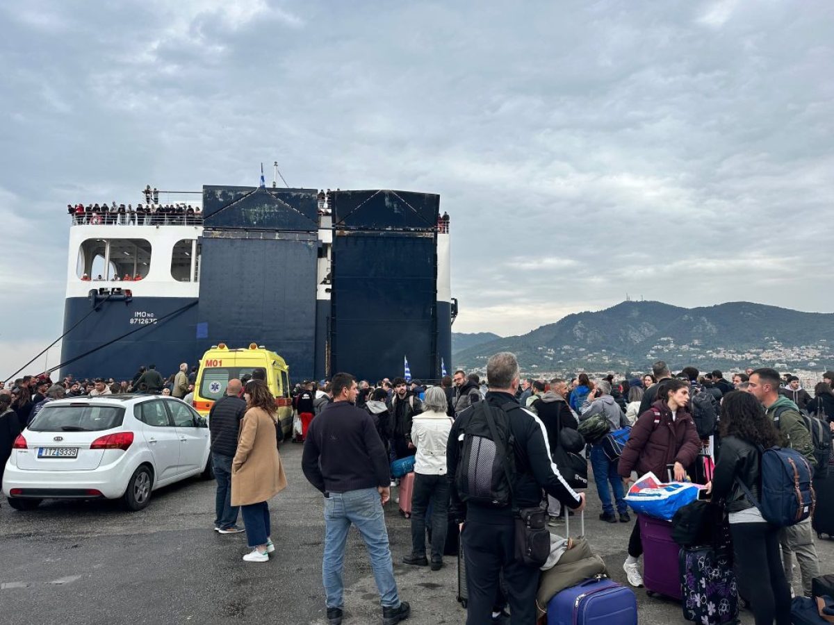 Μυτιλήνη: Οι κτηνοτρόφοι  δεν επέτρεψαν την επιβίβαση στο “Νήσος Σάμος”