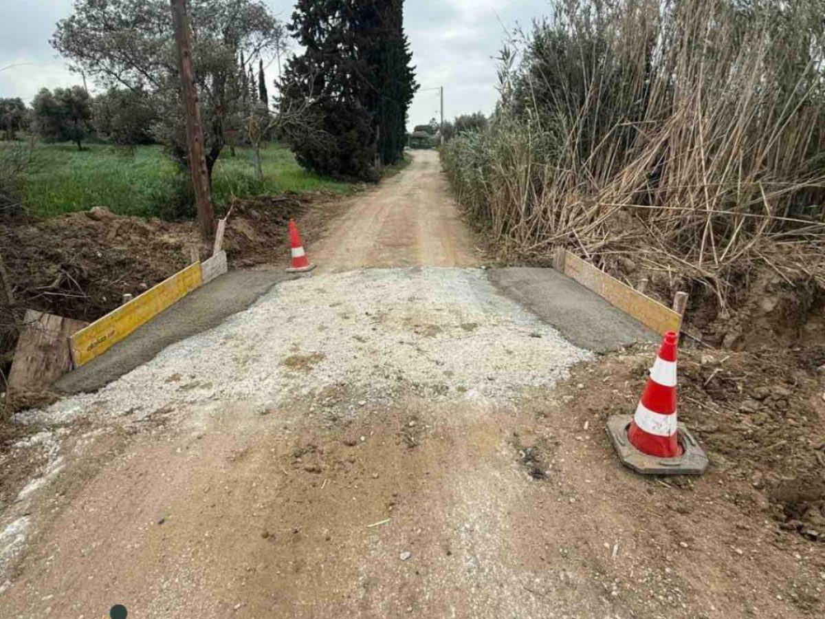 Μιτόπολη Δυτικής Αχαΐας: Αποκαταστάθηκε άμεσα ο δρόμος που είχε καταστραφεί από τις πλημμύρες – ΦΩΤΟ