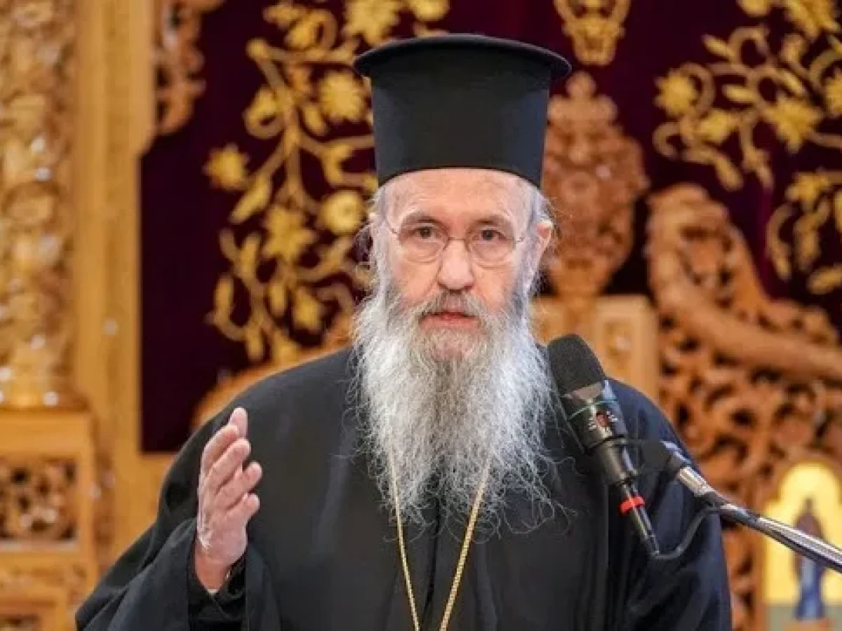 &Mu;&eta;&tau;&rho;&omicron;&pi;&omicron;&lambda;ί&tau;&eta;&sigmaf; &Nu;&alpha;&upsilon;&pi;ά&kappa;&tau;&omicron;&upsilon; &kappa;&alpha;&iota; &Alpha;&gamma;. &Beta;&lambda;&alpha;&sigma;ί&omicron;&upsilon; &Iota;&epsilon;&rho;ό&theta;&epsilon;&omicron;&sigmaf;: &laquo;&Delta;&epsilon;&nu; &mu;&pi;&omicron;&rho;&epsilon;ί &omicron; ά&nu;&theta;&rho;&omega;&pi;&omicron;&sigmaf; &nu;&alpha; &chi;&omicron;&rho;έ&psi;&epsilon;&iota; &mu;ό&nu;&omicron;&sigmaf; &tau;&omicron;&upsilon;&raquo;