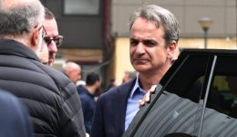 mitsotakis-stin-kriti-sto-epikentro