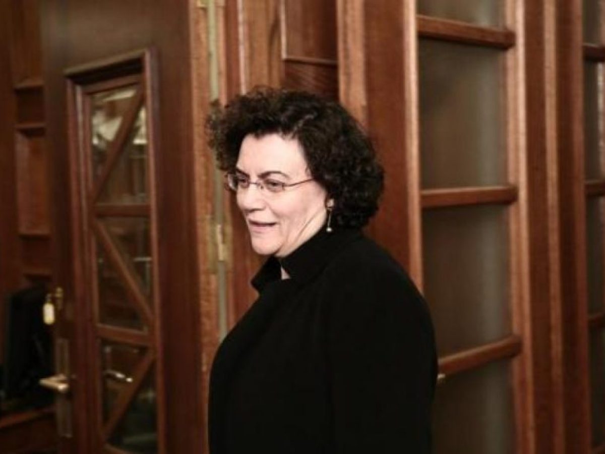 Ν. Βαλαβάνη: Το 1/3 των υπογραφών για το κλείσιμο των βάσεων από την Κρήτη