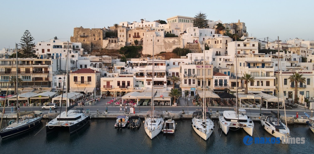 naxos-megali-ependisi-80-ekat