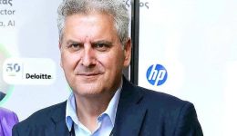 nea-psifiaki-epochi-stis-diefthinsis