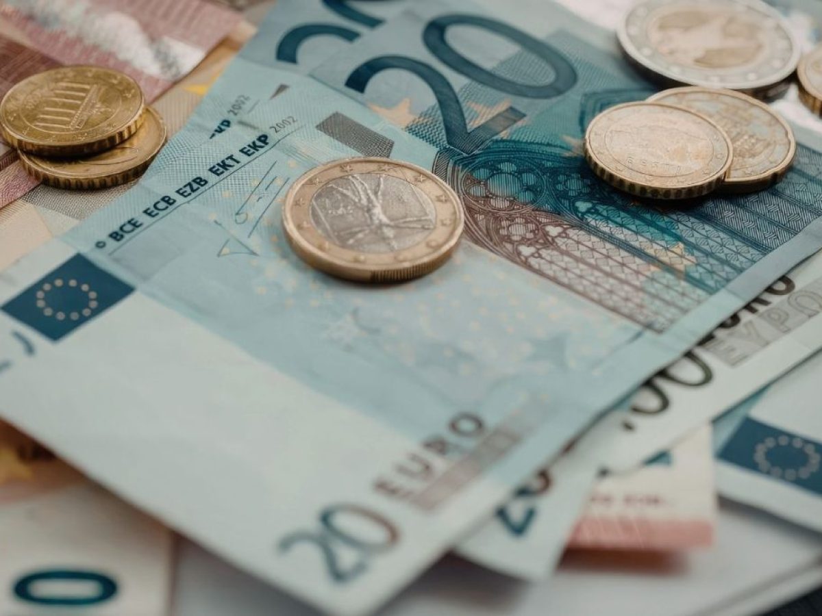 Νέο Πακέτο Μέτρων Από Την Κυβέρνηση – Επίδομα Σε Οικογένειες Με Παιδιά, Διευρυμένες Επιστροφές Ενοικίων Και Επιδότηση Καυσίμων