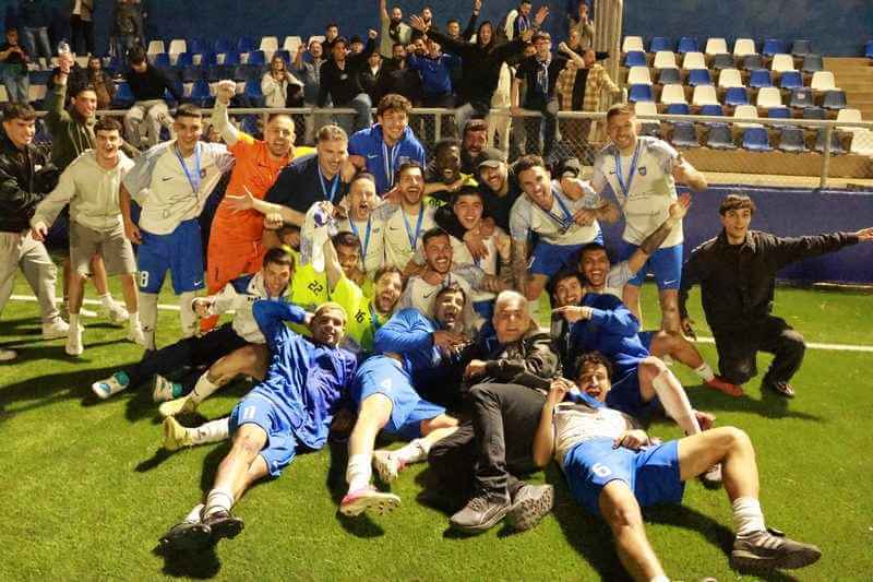 ntampl-me-ton-pannaxiako-i