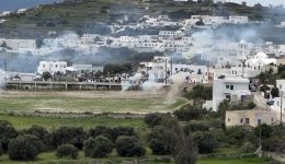 o-baroutopolemos-ton-dio-triovasalon