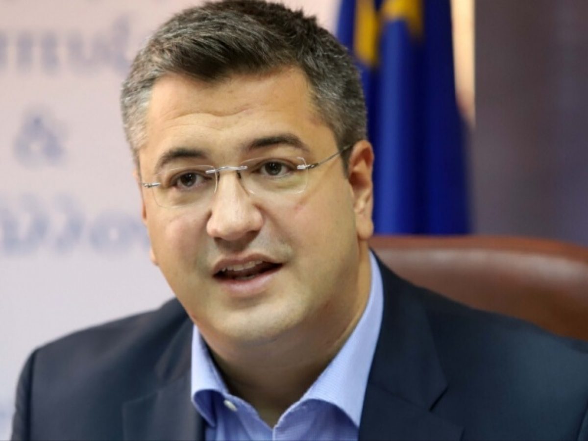 Ο Ευρωπαίος Επίτροπος Απόστολος Τζιτζικώστας στην Αλεξανδρούπολη 9 Μαΐου – Ανακοινώνει διπλή, ηλεκτροκίνητη σιδηροδρομική γραμμή Αλεξανδρούπολη-Πύθιο