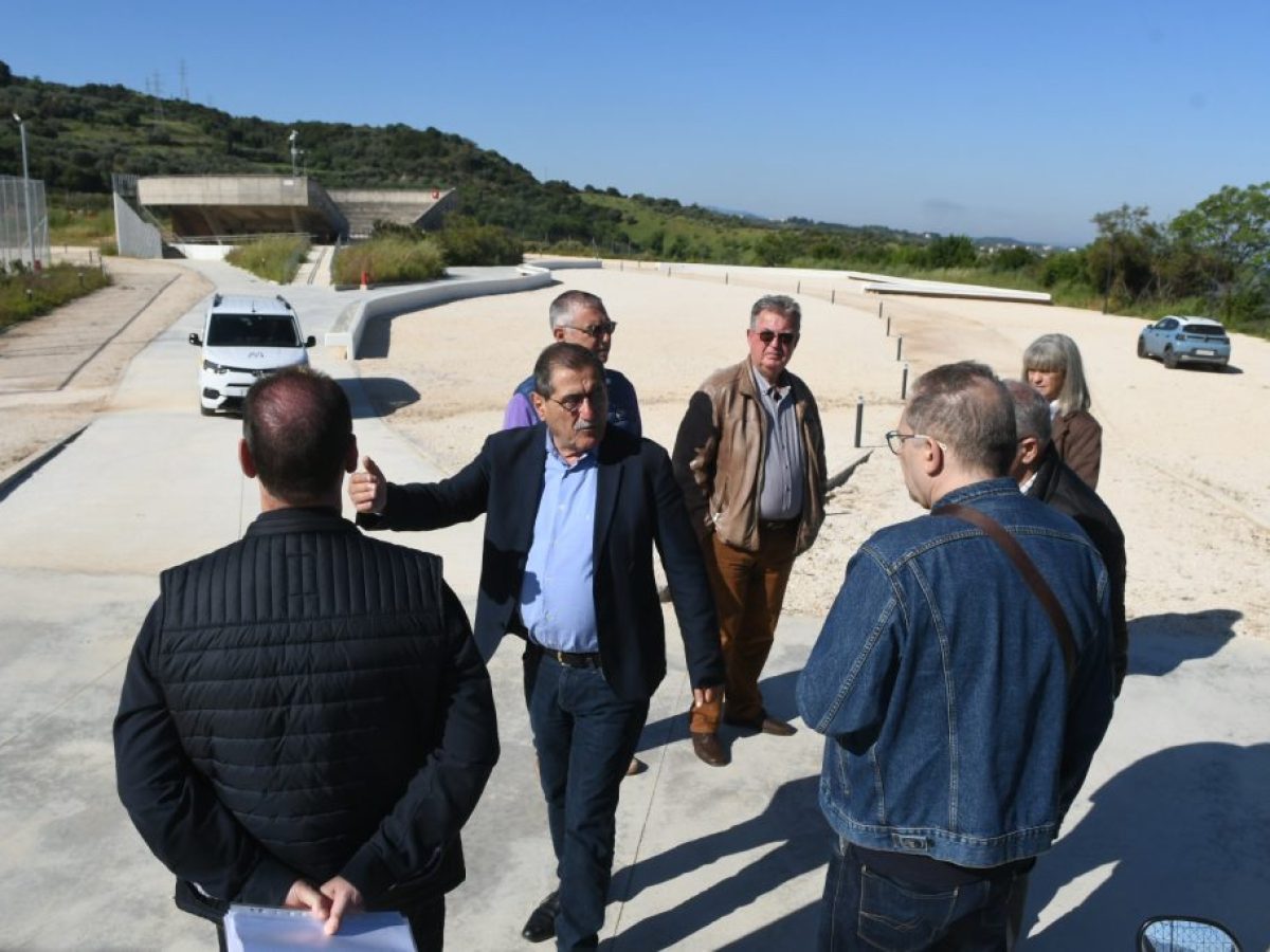 Ο Πελετίδης στο θέατρο Κρήνης