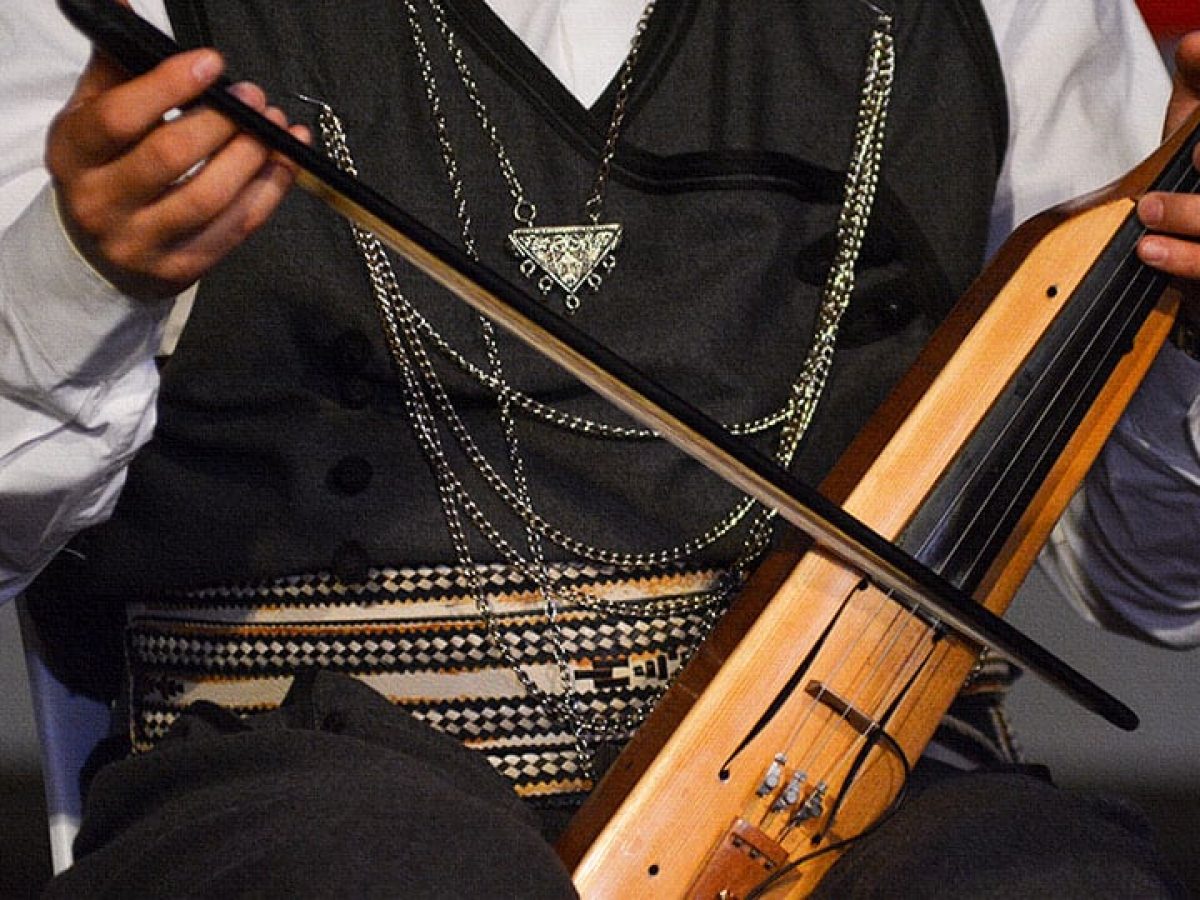 «Ο Πόντος ανταμώνει»: Μια καλοκαιρινή βραδιά αφιερωμένη στη λύρα, το τραγούδι, το χορό και τη συλλογική μνήμη του ποντιακού ελληνισμού, με τα μεγαλύτερα ονόματα