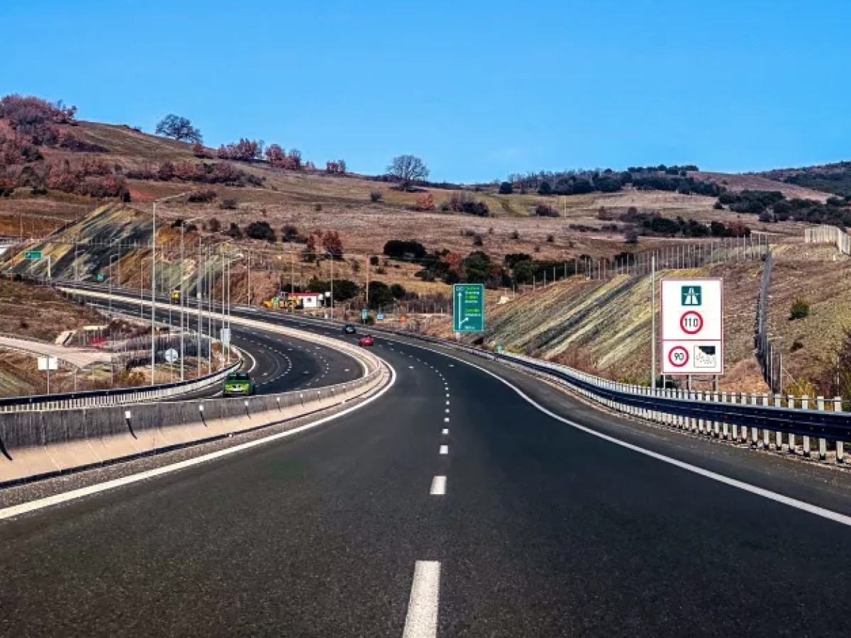 Ολοκληρώνεται ο νέος αυτοκινητόδρομος Δυτικής Μακεδονίας – Αθήνας: Ανάπτυξη και νέες προοπτικές για την περιφέρεια